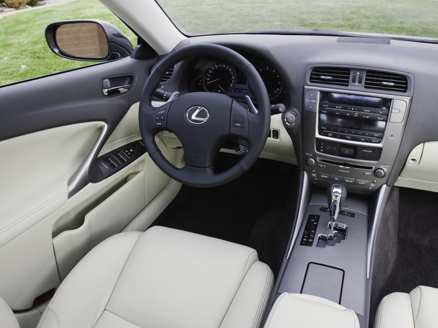  Lexus IS250 2008 года  (фото 5 из 14)